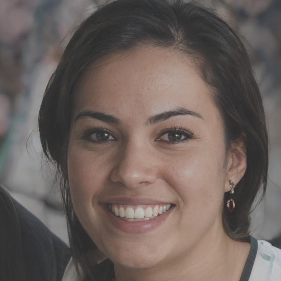 Олена Білик, методист онлайн-навчання